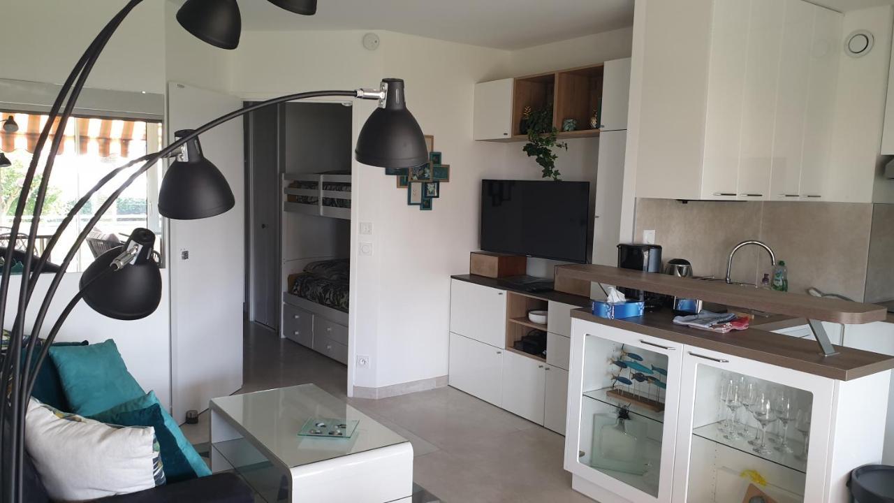 Garden And Beach Sea View Apartment Cannes Exterior photo