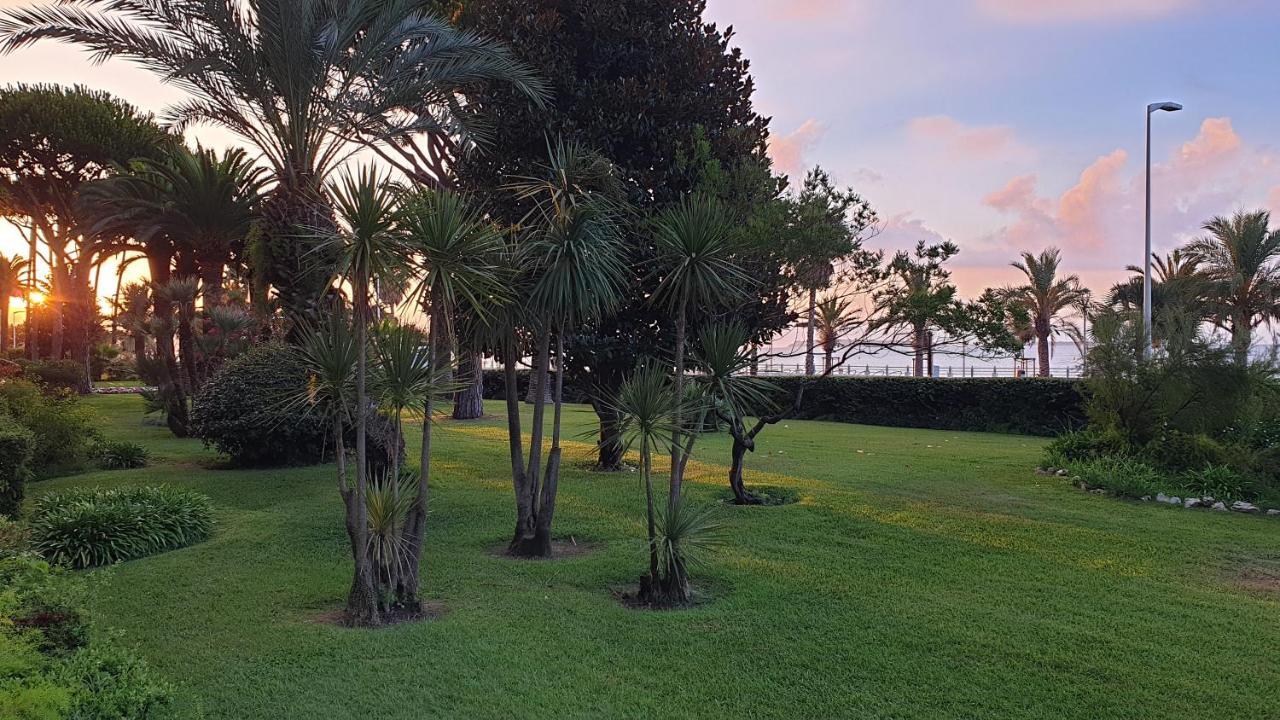 Garden And Beach Sea View Apartment Cannes Exterior photo
